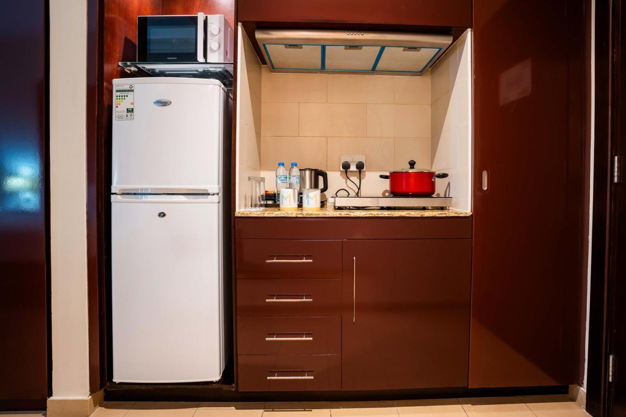 Metropolitan Al Mafraq 4* Abu Dhabi