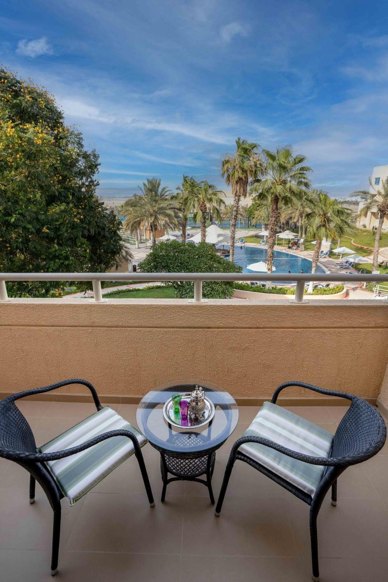 Metropolitan Al Mafraq 4*