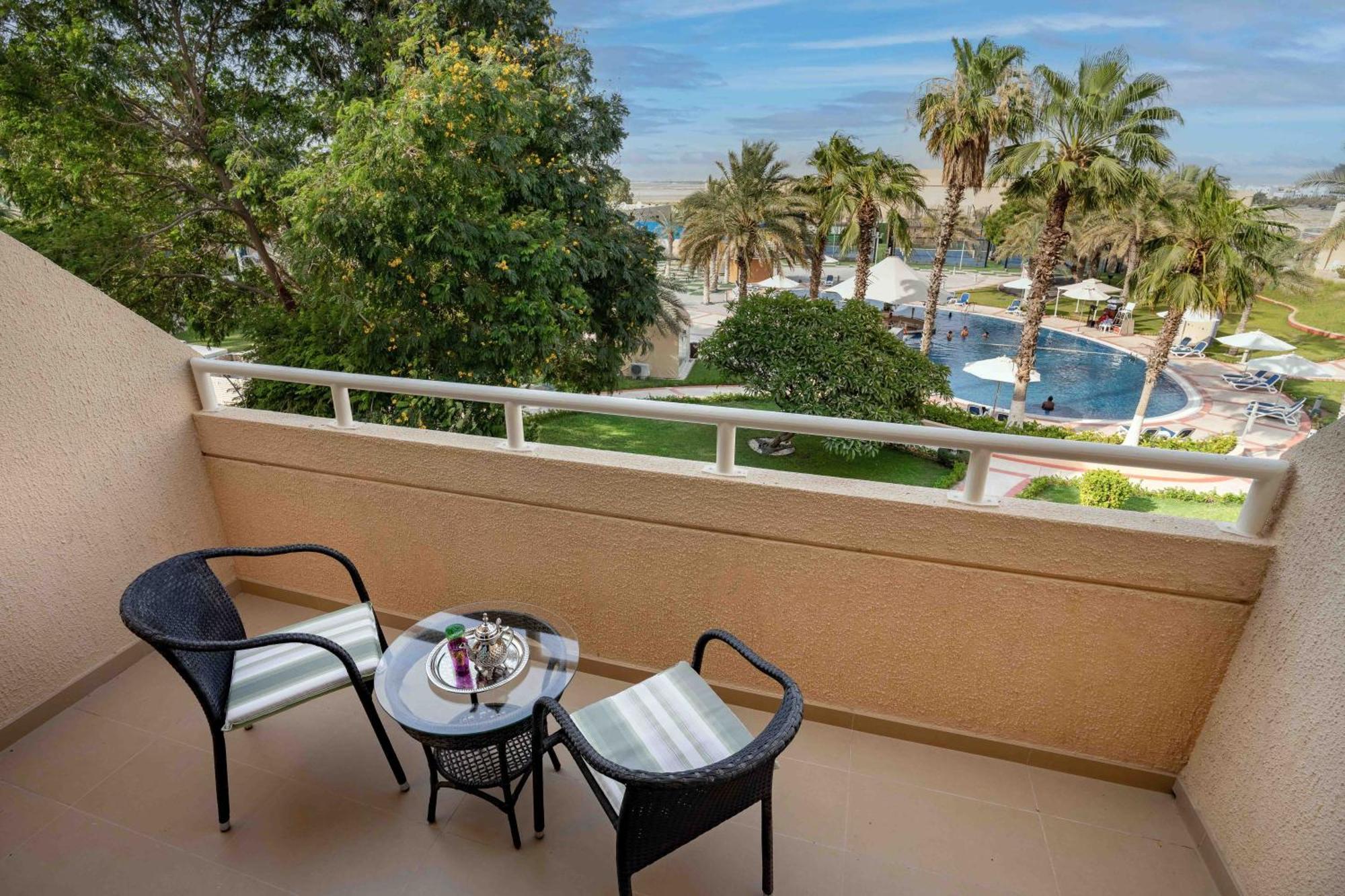 Metropolitan Al Mafraq 4* Abu Dhabi